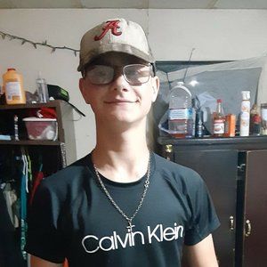 Meet your Posher, Christopher